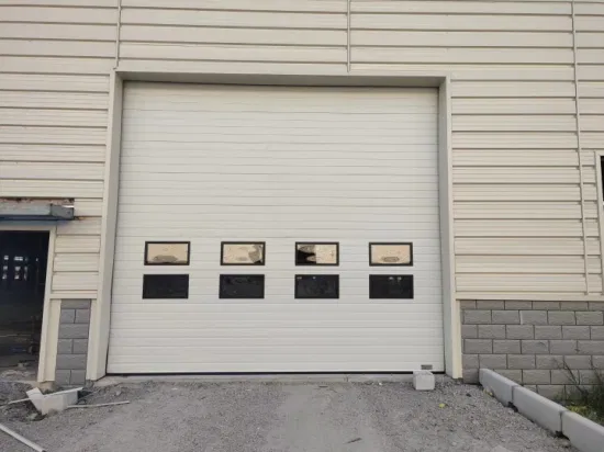 Le levage vertical à isolation thermique automatique industriel en acier enroule le garage roulant extérieur en métal ou la porte à rouleaux sectionnelle en acier pour entrepôt